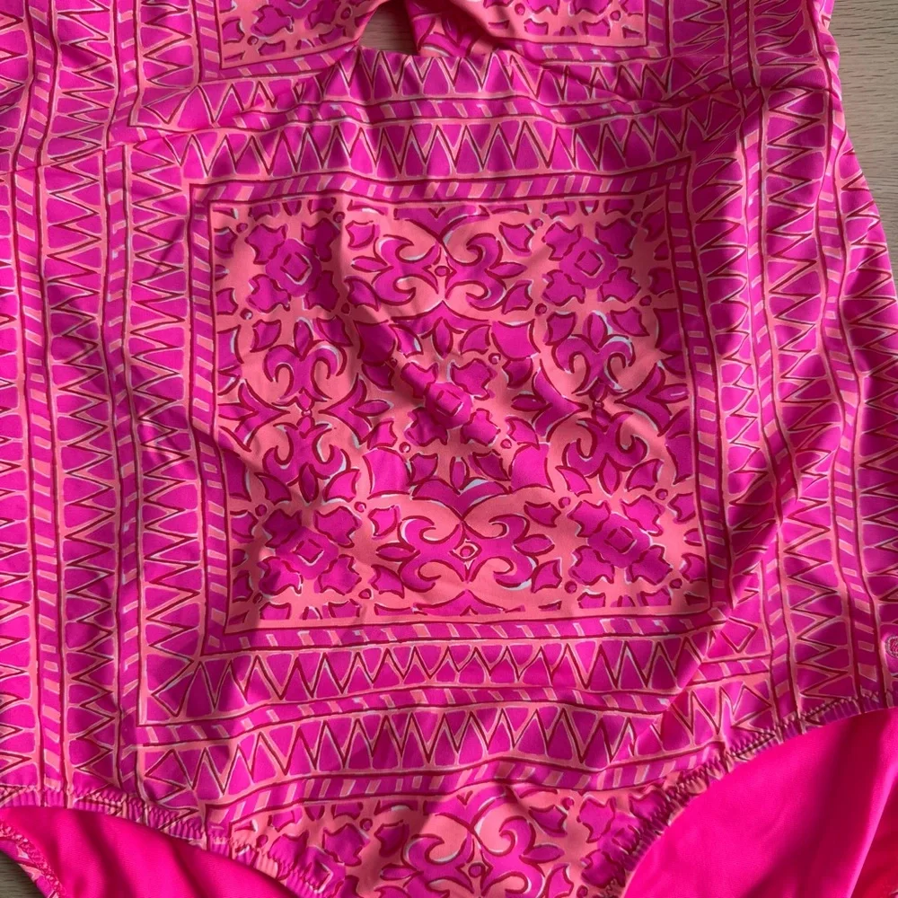Vineyard‎ Vines Kids Neon Pink Tie Front One-Piece Swimsuit Size XL (16)